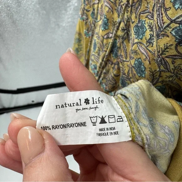 Natural Life Paisley Floral Tie Blouse - Picture 4 of 9